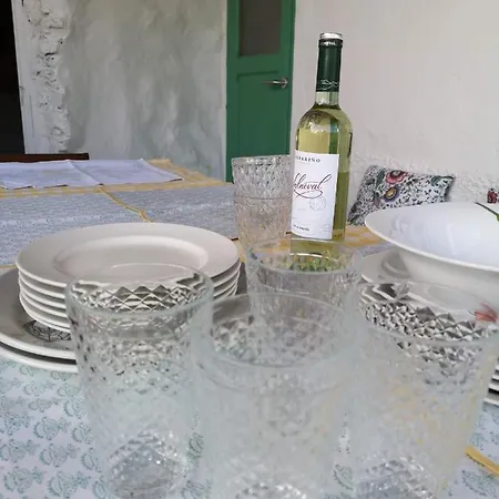 Casa Con Cuevita * טרור